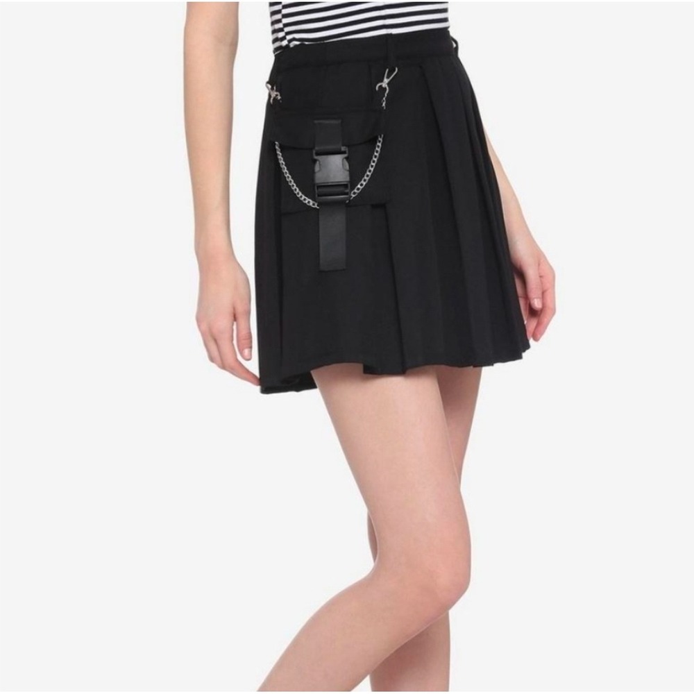 Hot Topic Pleated Utility Mini Skirt Womens XL Black